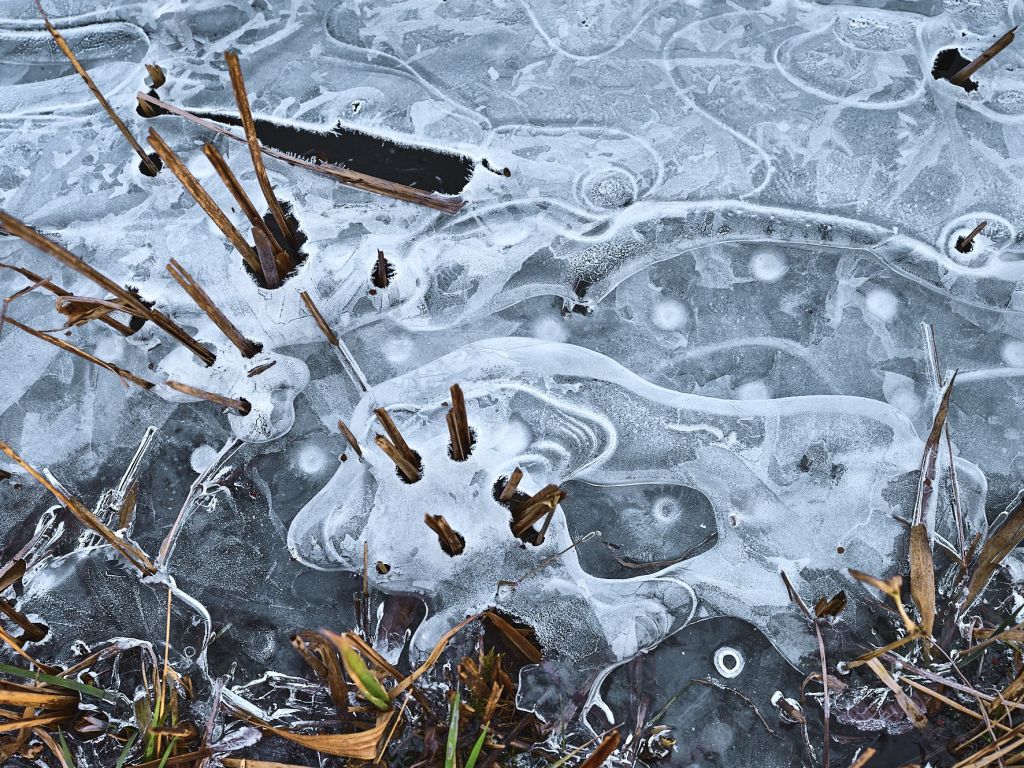 Aus der Sphäre “Eisklirren“, 2019; © Werner Mäder, Uetikon 